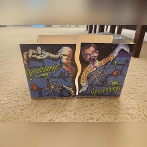 Vtg Goosebumps Cardboard Bookends